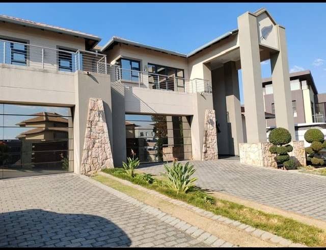 6 BEDROOM HOUSE FOR SALE IN MEYERSDAL NATURE ESTATE